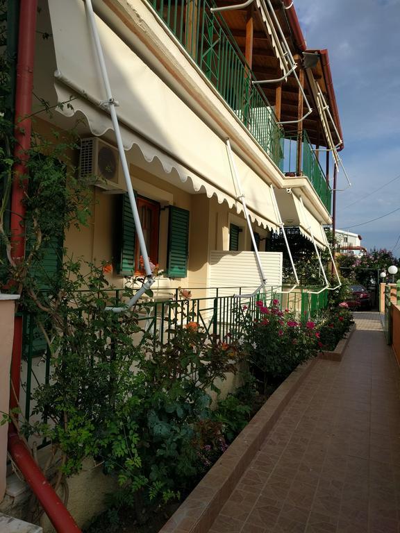 Aparthotel Panorama Lixouri Esterno foto